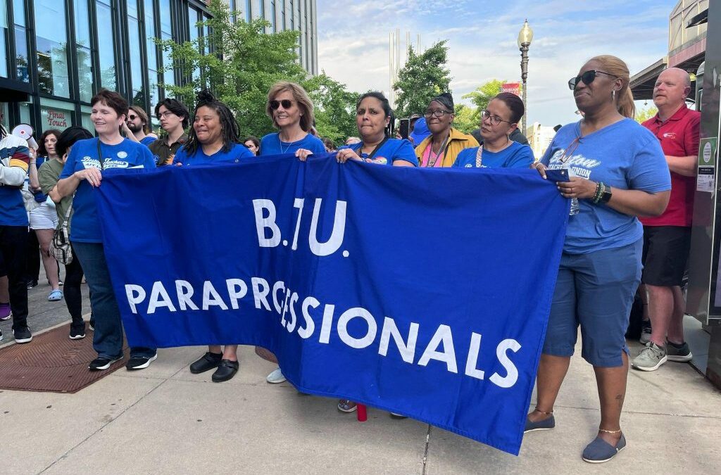 BTU Fights Statewide School Defunding; Rallies at District’s Doorstep