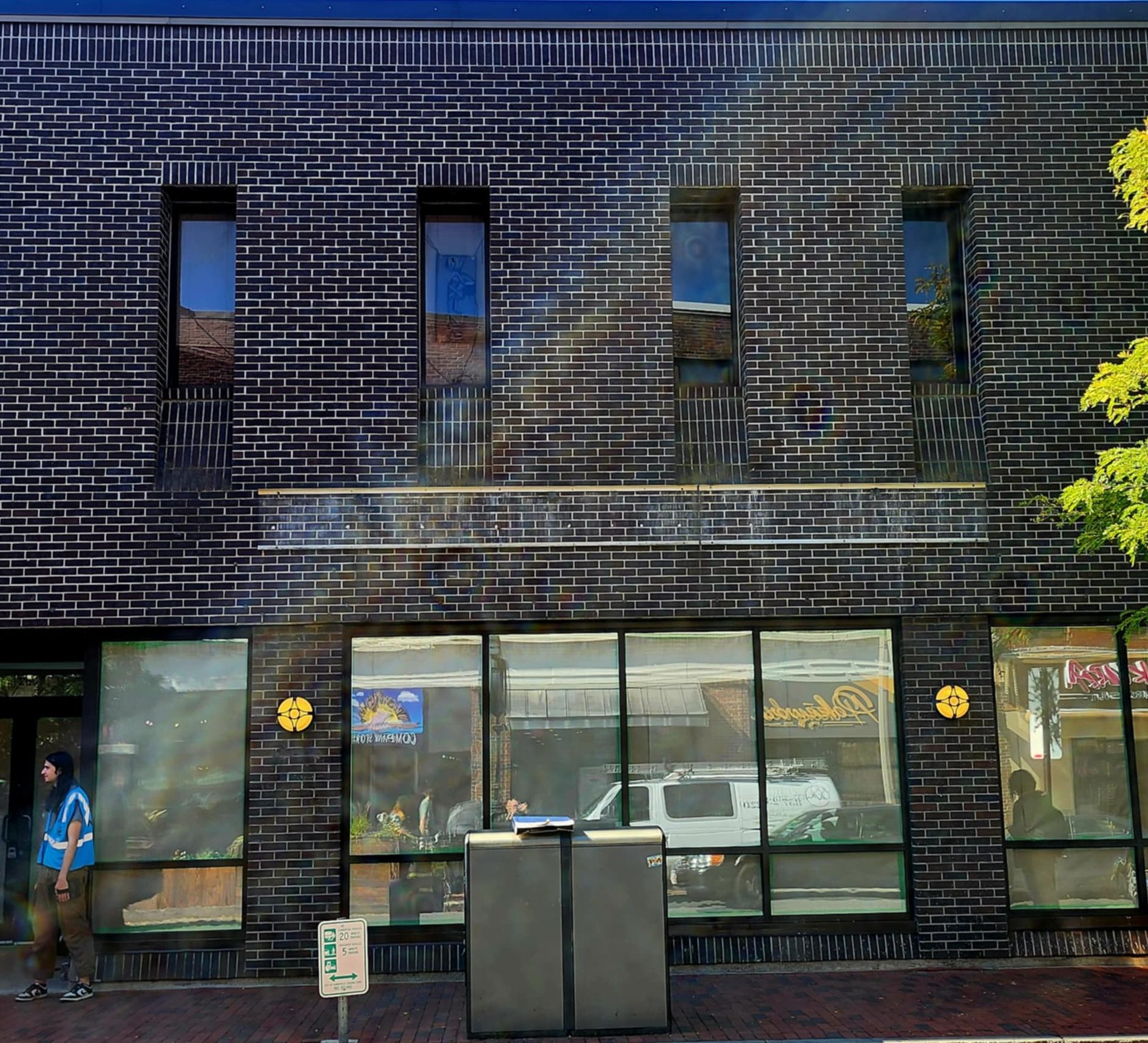 Starbucks Workers in Davis Square Join SBWU; Company Closes Store One Week Later